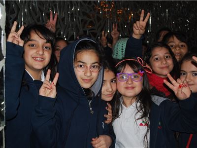 Grade 4 Students Experience History at Amna Soreke